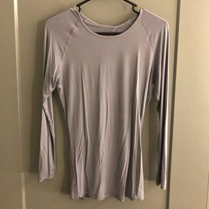 Lululemon long sleeve back cut out top size 2